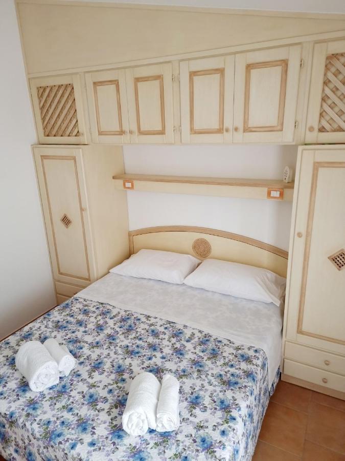 La Casa Di Arly Apartment Олбия Екстериор снимка